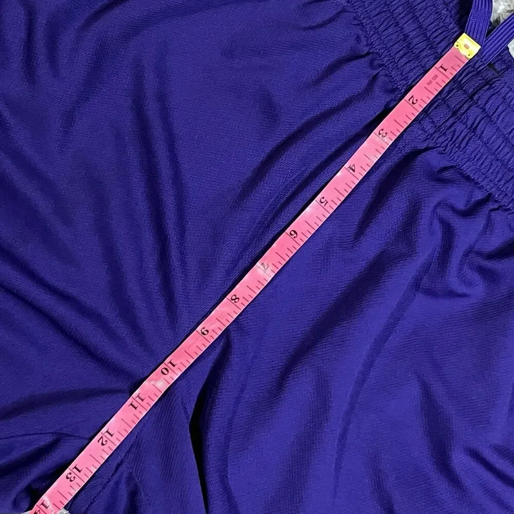 Los Angeles Lakers Basketball Shorts Men's Size Small NBA Adidas Vintage Playoff